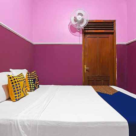 Spot On 91911 Rejeki Homestay Syariah Malioboro Yogyakarta Kültér fotó